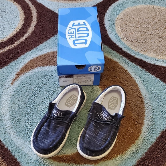 Hey Dude Wally Youth Stretch black/grey/white boys size 13 - Excellent used cond - Picture 7 of 9